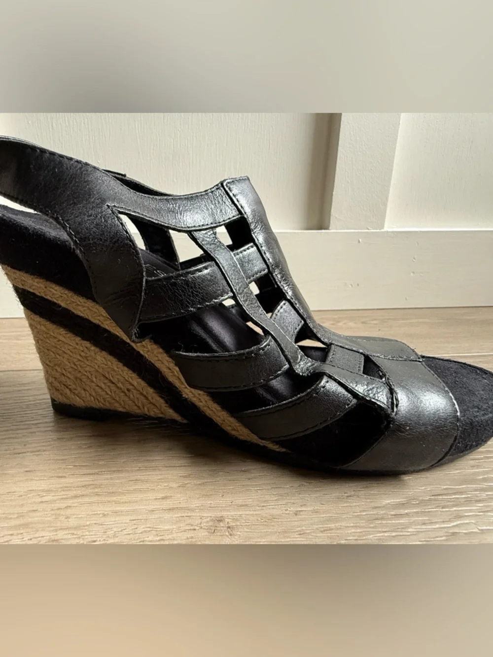 AEROSOLES Black Espadrille Wedge Sandals